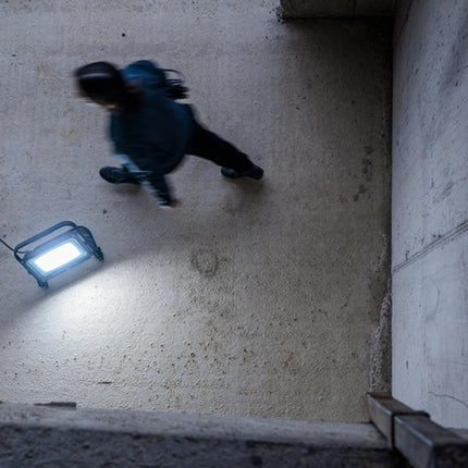 BRENNENSTUHL Proyector LED JARO 20060 M 150 W 17500 lm ( 8000883105 )