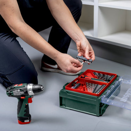 Metabo Powermaxx BS Basic Set Perceuse-visseuse sans fil 12 V 34 Nm ( 600080710 ) + 2x batterie 2,0 Ah + chargeur + 41 pcs. kit d'accessoires + coffret