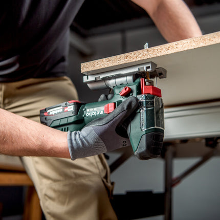 Metabo ST 18 L 90 cordless jigsaw 18 V 90 mm + 1x LiHD battery 4.0 Ah + metabox - without charger