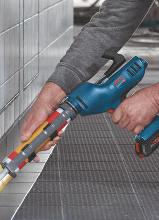 Bosch GCG 18V-310 Prensa de cartucho a batería profesional 18 V 310 ml 3,5 kN + 1x batería 5,0 Ah - sin cargador