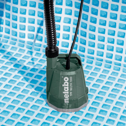 Akumulatorowa pompa zanurzeniowa Metabo TPF 18 LTX 7000 18 V 7000 l/h 0,9 bar (601748850) + akcesoria - bez akumulatora, bez ładowarki