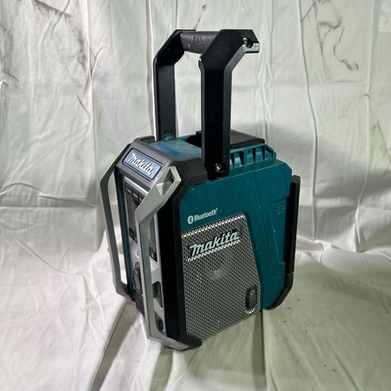 Makita DMR 114 Akku Baustellenradio 12 14 4 18 V AM FM Bluetooth IP 65 Reparaturgeraet 0 - toolbrothers