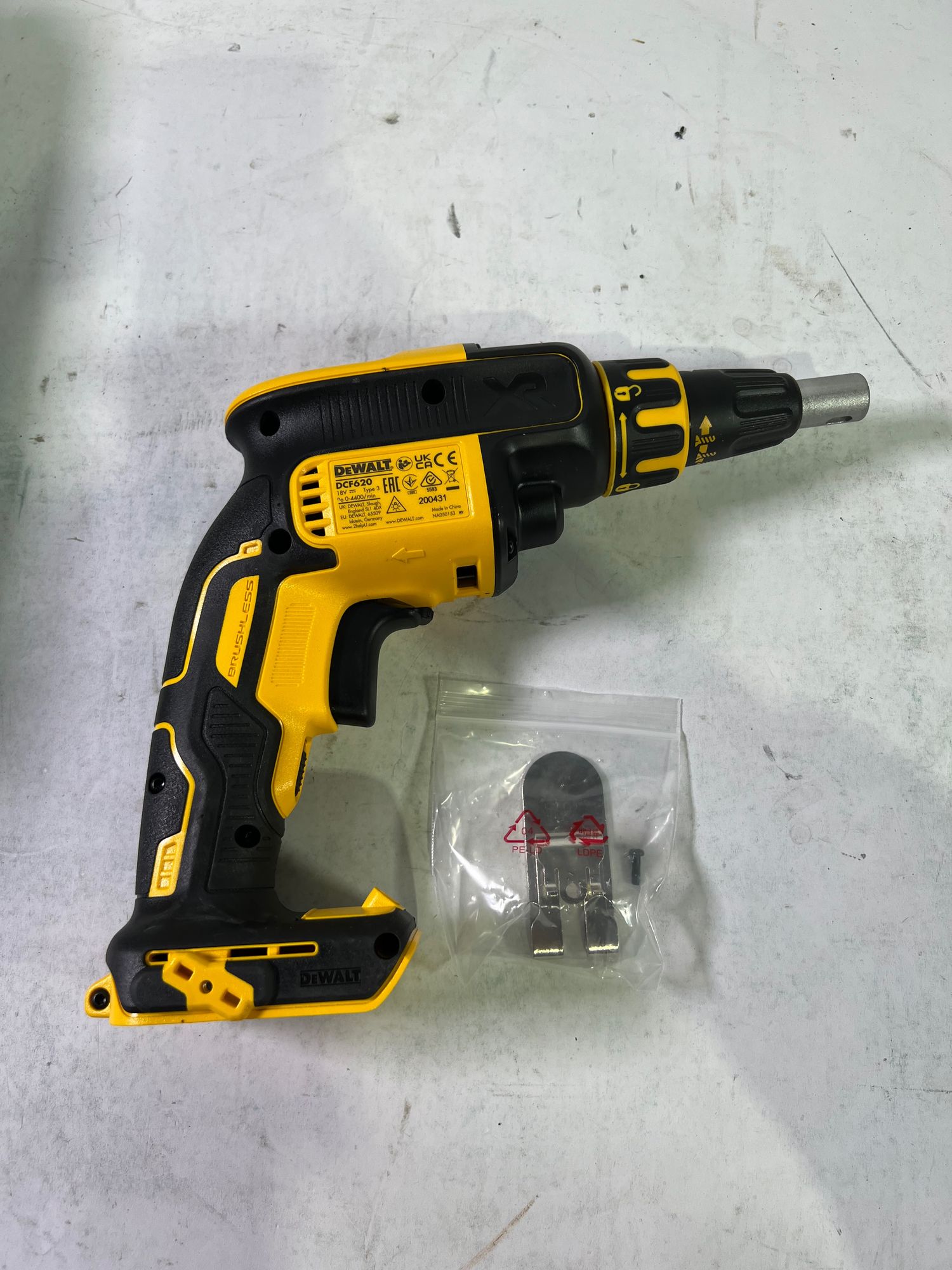 DeWalt DCF 620 NT Akku Trockenbauschrauber 18 V 30 Nm Brushless TSTAK ohne Akku ohne Ladegeraet Stark Gebraucht 0 - toolbrothers