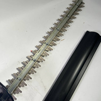 Makita DUH 523 Z 18V Li Ion Akku Heckenschere mit 52 cm Schnittlaenge Solo Leicht Gebraucht 3 - toolbrothers