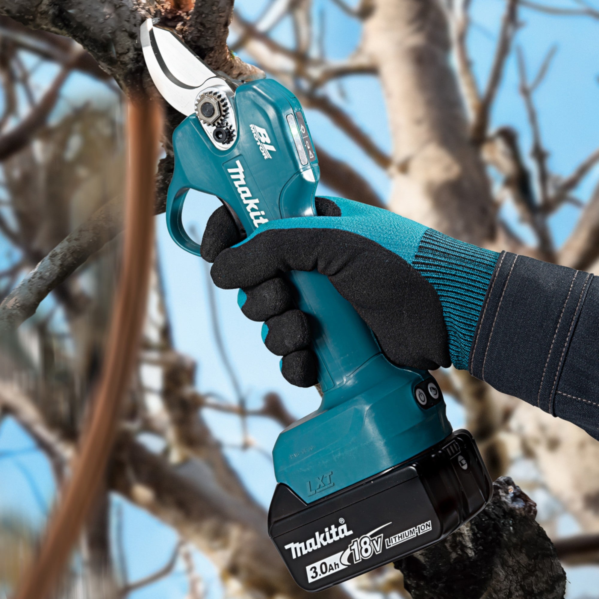 Makita DUP 181 SM Akku Astschere 18 V 30 mm Brushless 2x Akku 4 0 Ah Ladegeraet 4 - toolbrothers