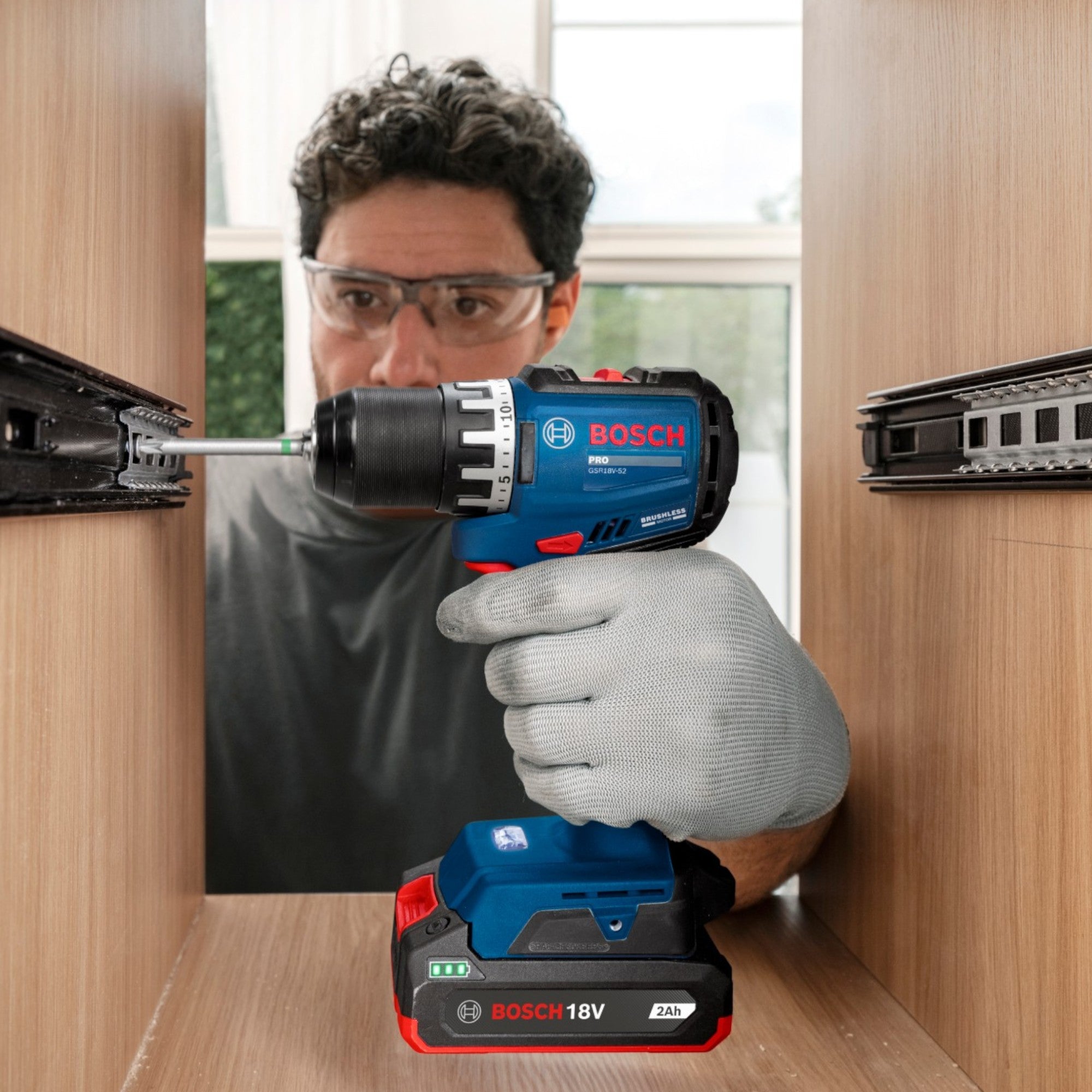 Bosch GSR 18V 52 Professional Akku Bohrschrauber 18 V 70 Nm Brushless 2x Akku 2 0 Ah Ladegeraet 4 - toolbrothers