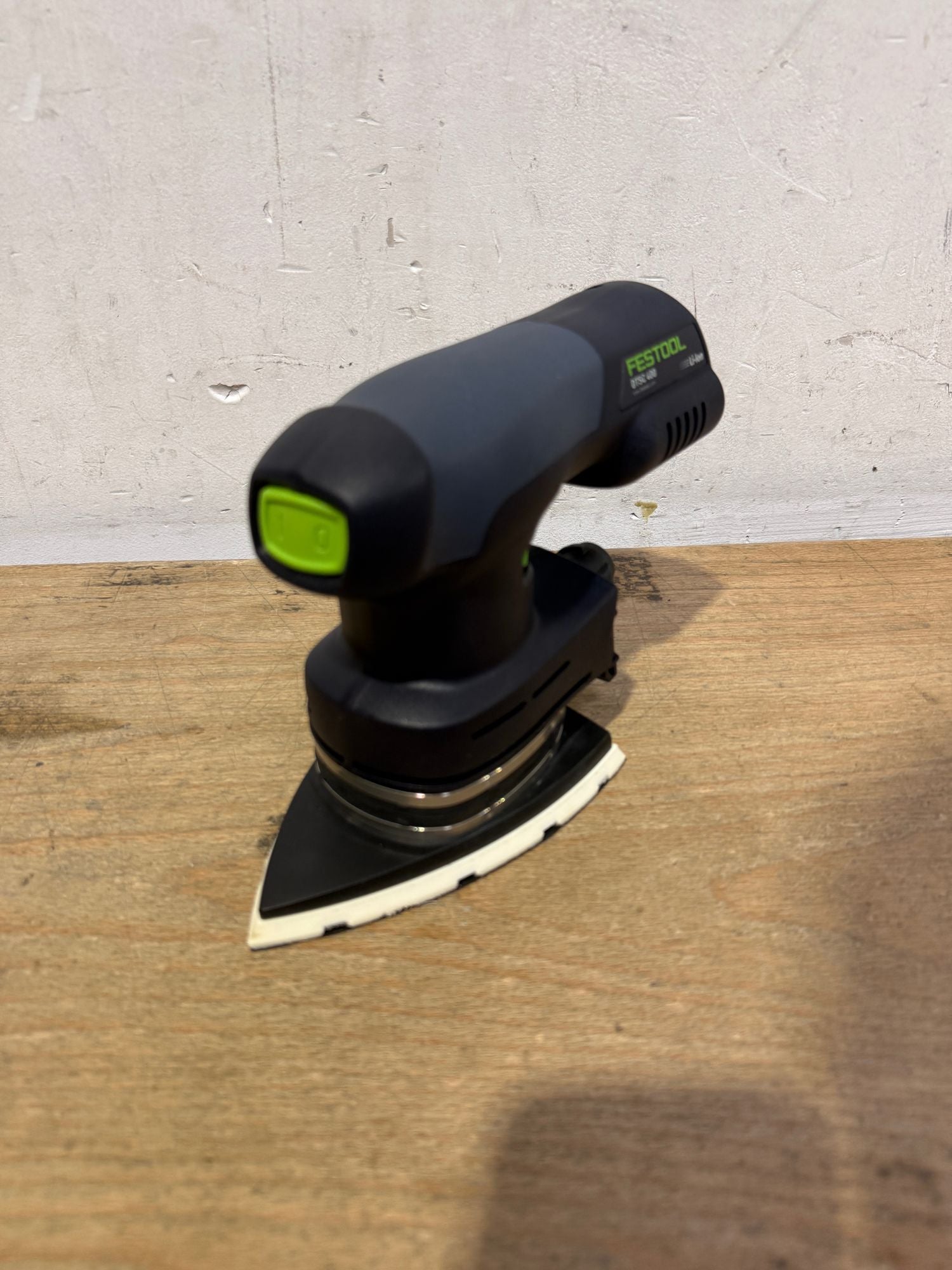 Festool DTSC 400 Basic Akku Deltaschleifer 18 V 100 x 150 mm 577507 Brushless Systainer ohne Akku ohne Ladegeraet Nachfolger von 576359 Leicht Gebraucht 1 - toolbrothers