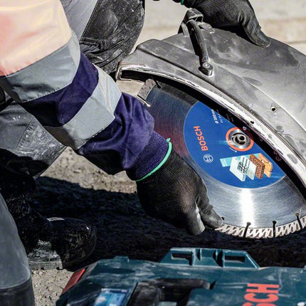 Bosch Expert MultiMaterial Diamant Trennscheibe 450 x 3,3 x 25,40  mm ( 2608900668 ) Diamond Technology für Tischsägen / Benzinsägen - Toolbrothers