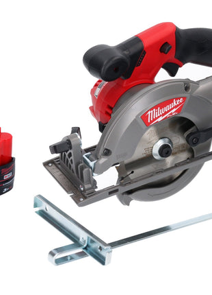 Sierra circular de batería Milwaukee M12 CCS44-301 12 V 140 mm sin escobillas + 1x batería 3,0 Ah - sin cargador