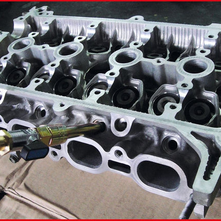 KS TOOLS Druckluftadapter für Glühkerzenbohrungen M10 x 1,0 ( 152.1512 ) - Toolbrothers