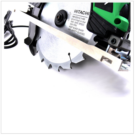 Hitachi C9U2 2000 W 235 mm Handkreissäge mit 86 mm Schnitttiefe - Toolbrothers