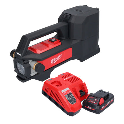 Bomba de trasvase a batería Milwaukee M18 BTP-301 18 V 1817 l/h + 1x batería 3,0 Ah + cargador